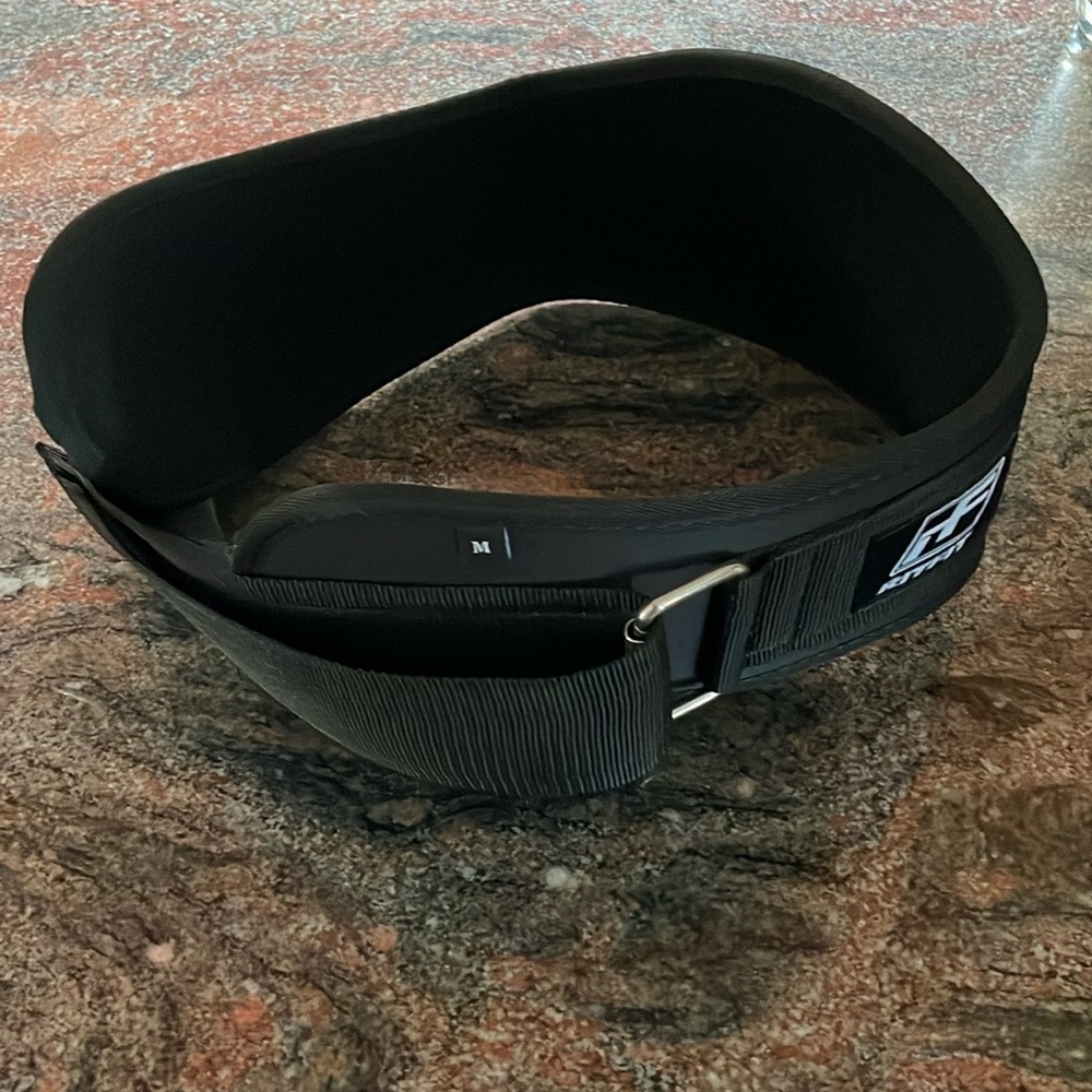 Weightlifting belt NWOT
